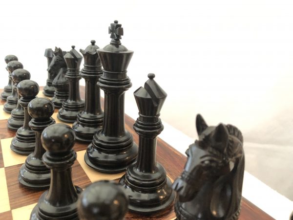 The Cambridge - Ebony Triple Weight Chess Set - Image 9