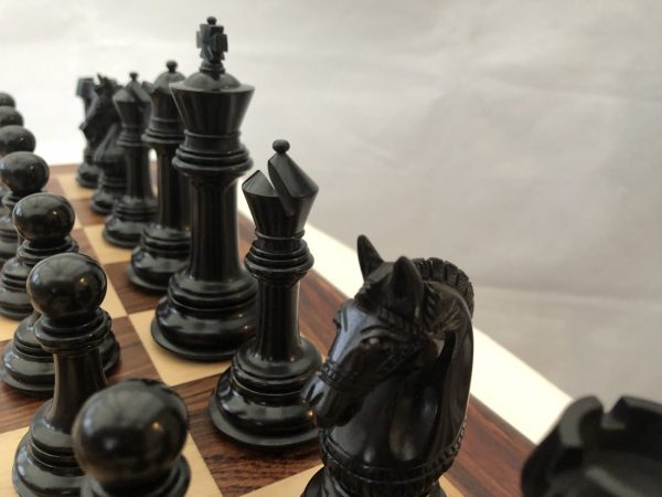 The Cambridge - Ebony Triple Weight Chess Set - Image 8