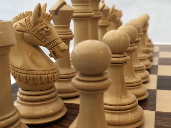 The Cambridge - Ebony Triple Weight Chess Set - Image 13