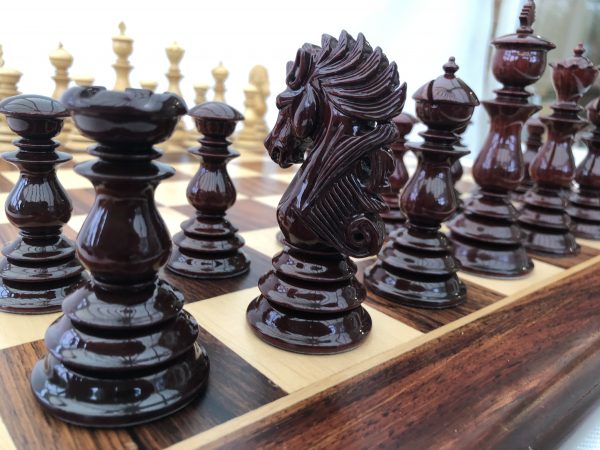 The Renaissance - Gloss Bud Rosewood Triple Weight Chess Set - Image 10