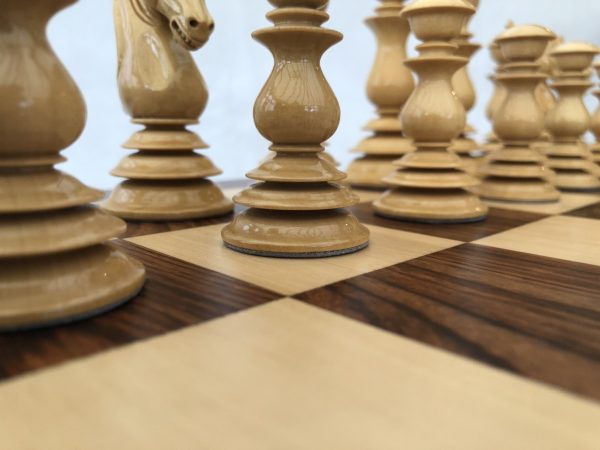 The Renaissance - Gloss Bud Rosewood Triple Weight Chess Set - Image 16