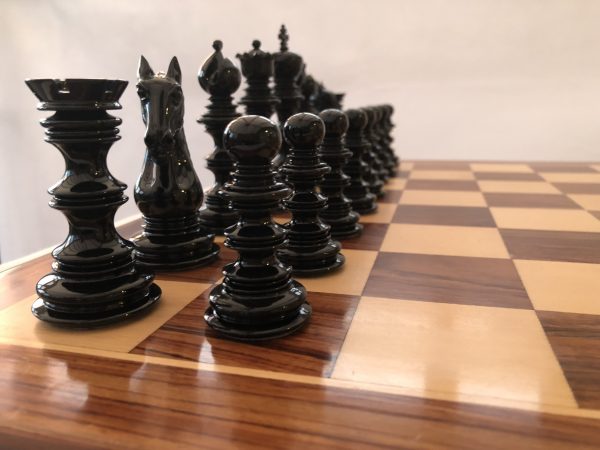 The Moroccan - Gloss Ebony Triple Weight Chess Set - Image 13