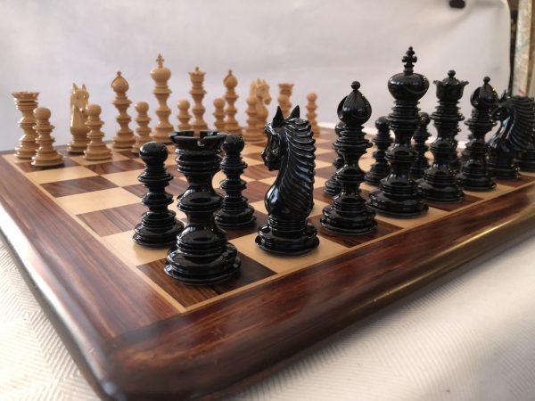The Moroccan - Gloss Ebony Triple Weight Chess Set - Image 16