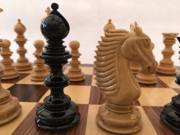 The Moroccan - Gloss Ebony Triple Weight Chess Set - Image 25