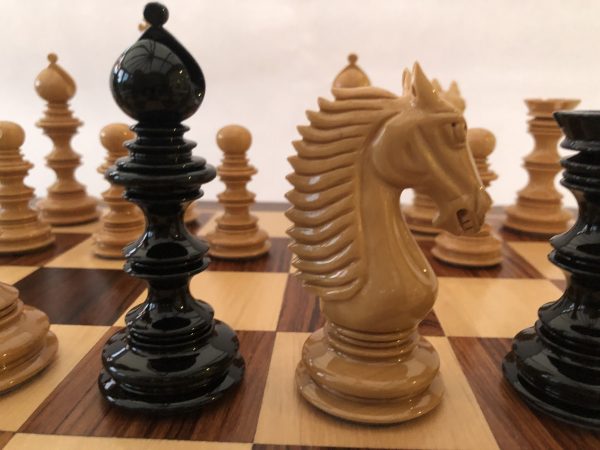 The Moroccan - Gloss Ebony Triple Weight Chess Set - Image 27