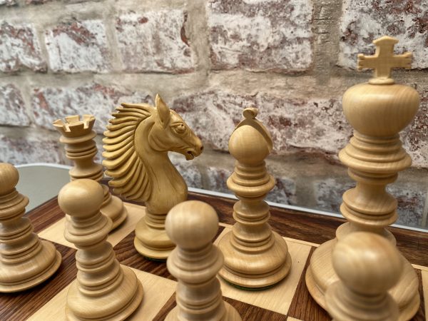 The Moroccan - Bud Rosewood Triple Weight Chess Set - Image 3
