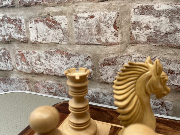 The Moroccan - Bud Rosewood Triple Weight Chess Set - Image 4