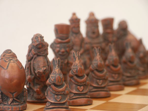 Berkeley Chess Ltd - Alice in Wonderland Chess Set - Metal - Image 20