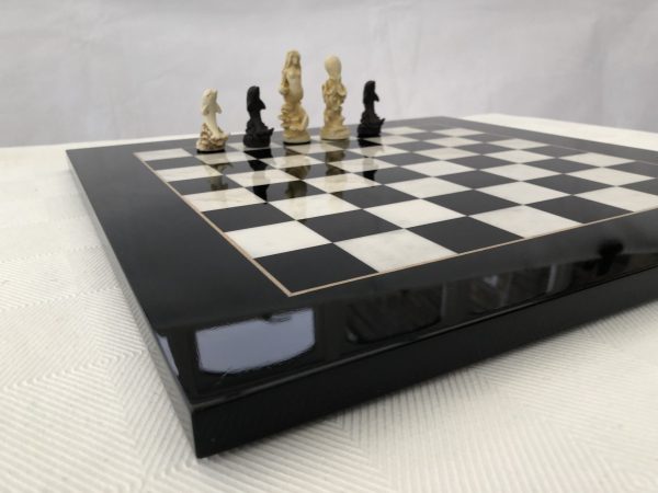 Black Gloss Italfama Chess Board 1.6in Squares - Image 5