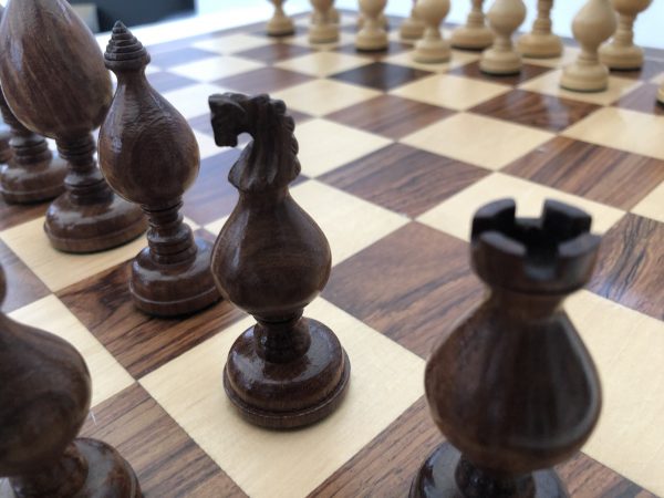 Roly Poly Rosewood Chess Set 4" King - Image 4
