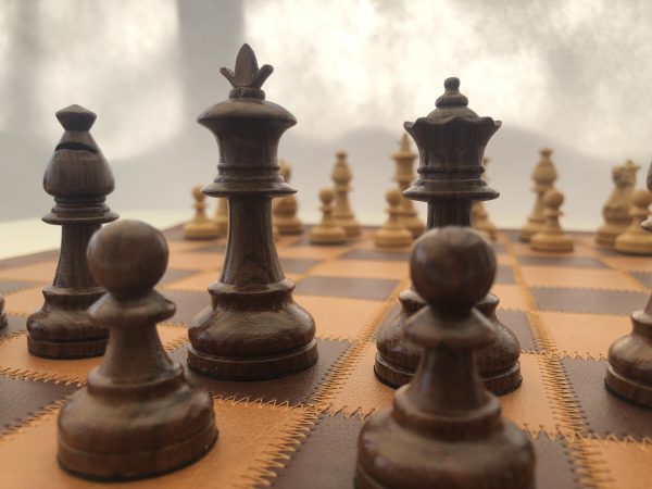 The Kingfisher - Acacia Double Weighted Staunton Chess Set - Image 6