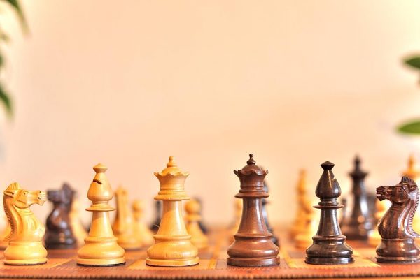 The Kingfisher - Rosewood Double Weighted Staunton Chess Set - Image 3