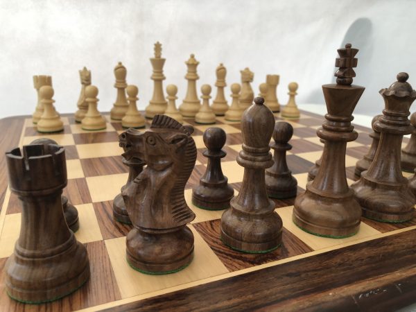 The Carryford Large 4.5 inch Rosewood Triple Weighted Chess - Image 12