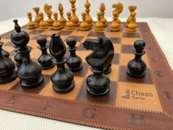The Antiqued Dublin Double Weighted Chess Set - Image 18