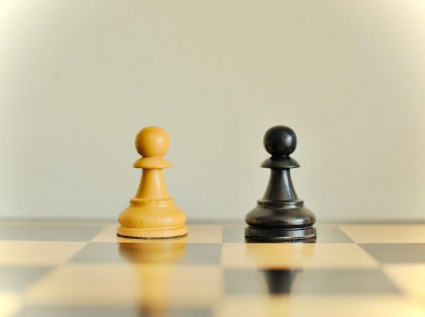 The Kingfisher - Ebonised Double Weighted Staunton Chess Set - Image 8