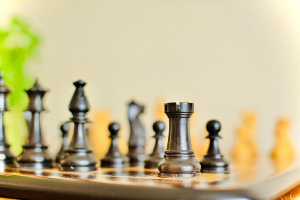 The Kingfisher - Ebonised Double Weighted Staunton Chess Set - Image 2