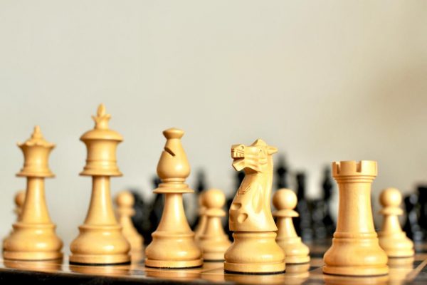 The Kingfisher - Ebonised Double Weighted Staunton Chess Set - Image 4