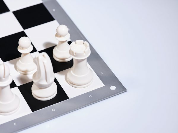FIDE World Chess Official Club Set with Board - Single Set - Image 2