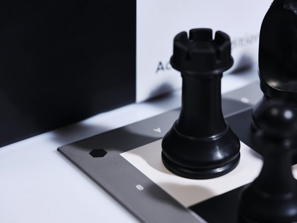 FIDE World Chess Official Club Set with Board - Single Set - Image 3