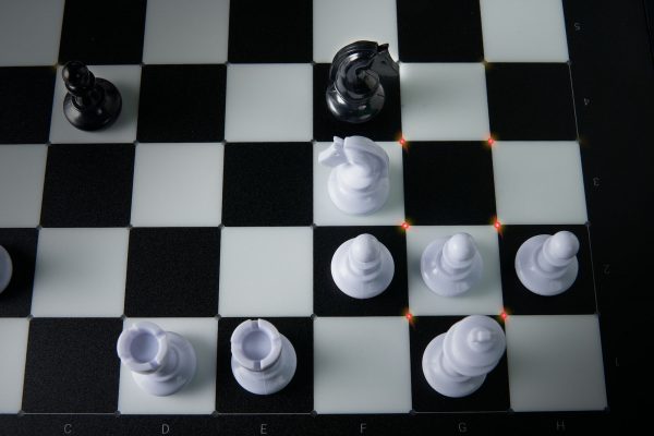 Millennium eONE Electronic Chessboard - Image 17