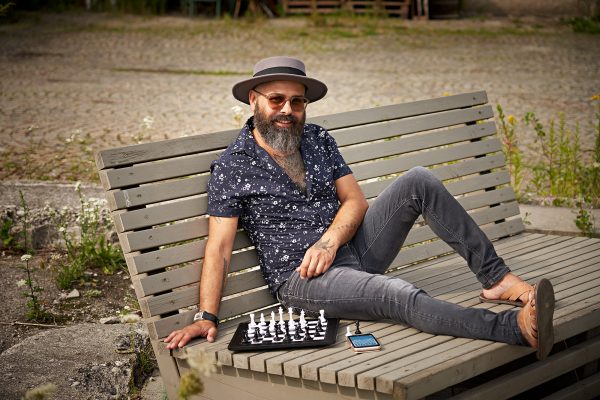 Millennium eONE Electronic Chessboard - Image 7