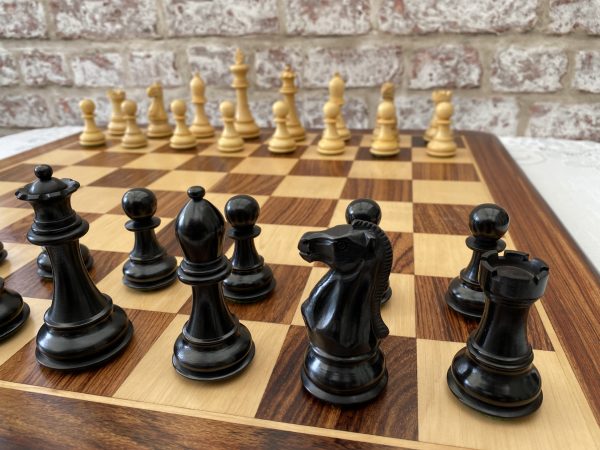 Boris Spassky Ebonised Chess Set - Image 10