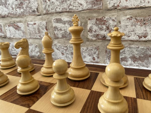 Boris Spassky Ebonised Chess Set - Image 7