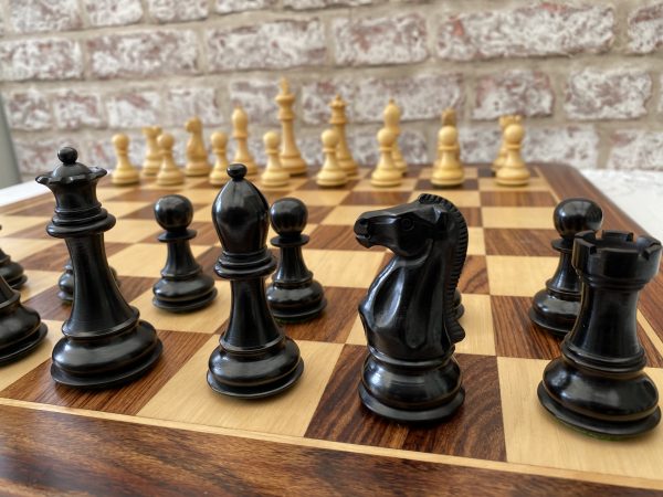 Boris Spassky Ebonised Chess Set - Image 3