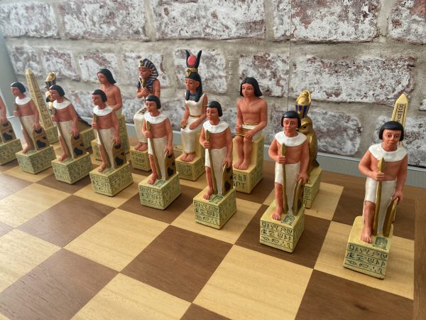 Italfama Large Egyptian v Roman Stone Chess Set - Image 9