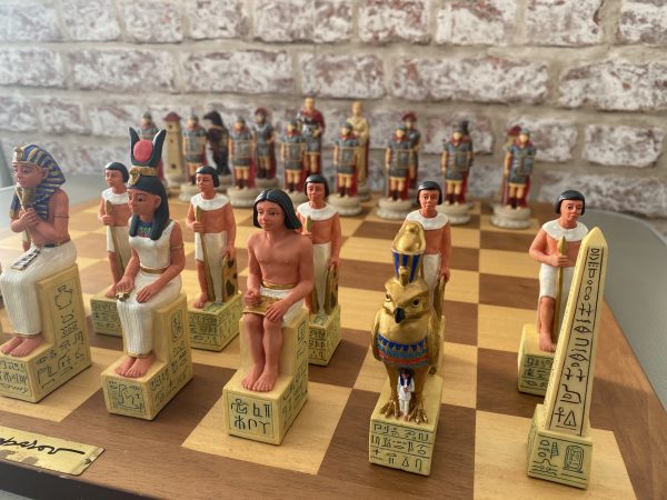 Italfama Large Egyptian v Roman Stone Chess Set - Image 13