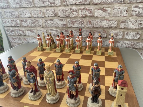 Italfama Large Egyptian v Roman Stone Chess Set - Image 11