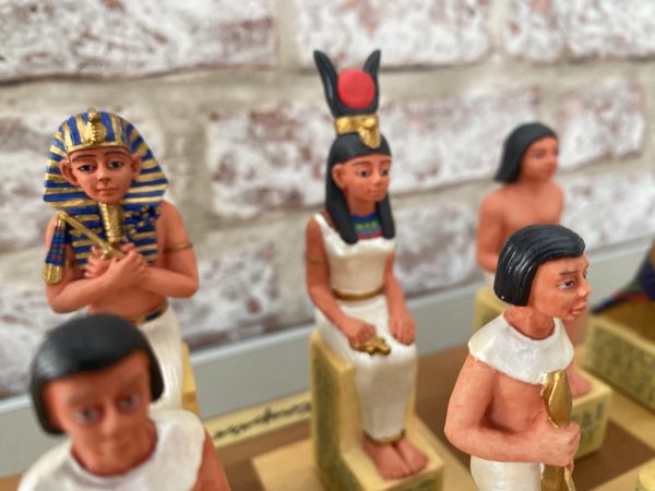 Italfama Large Egyptian v Roman Stone Chess Set - Image 10