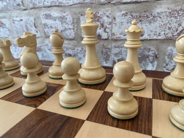 The Morgan - Double Weighted Acacia Staunton Chess Set - Image 4