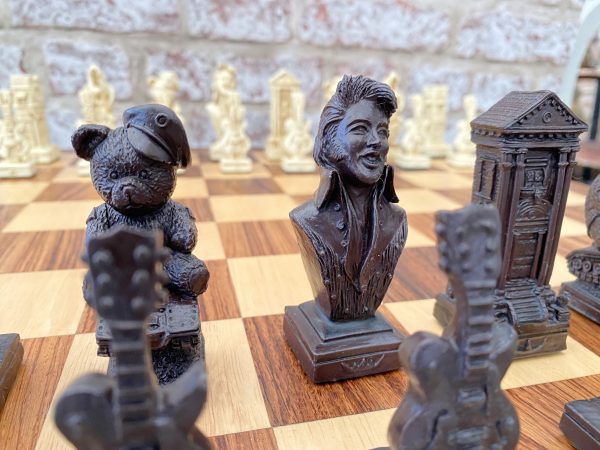 Elvis Presley Chess Set - Image 16