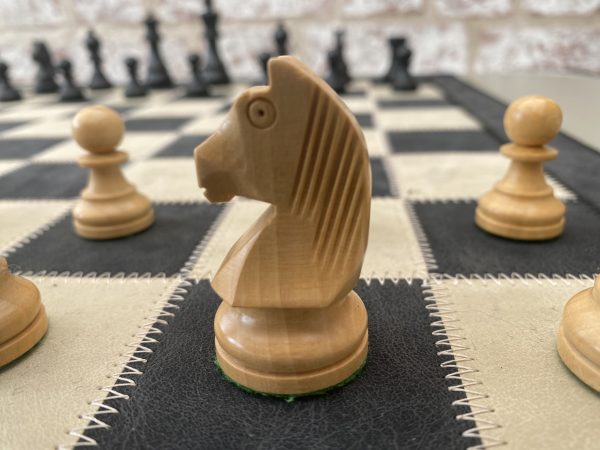 Cute Staunton Ebonised Chess Set - Image 14