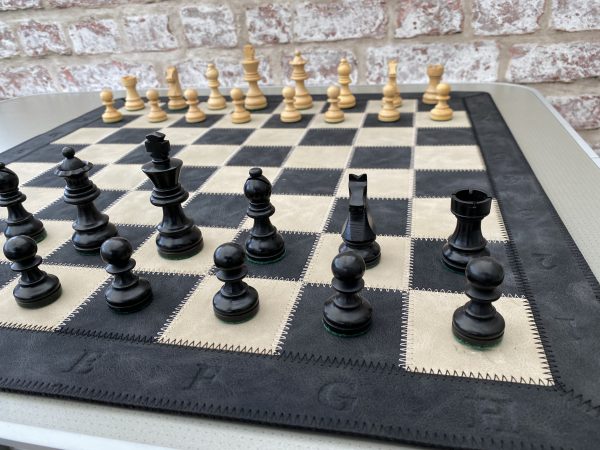 Cute Staunton Ebonised Chess Set - Image 7