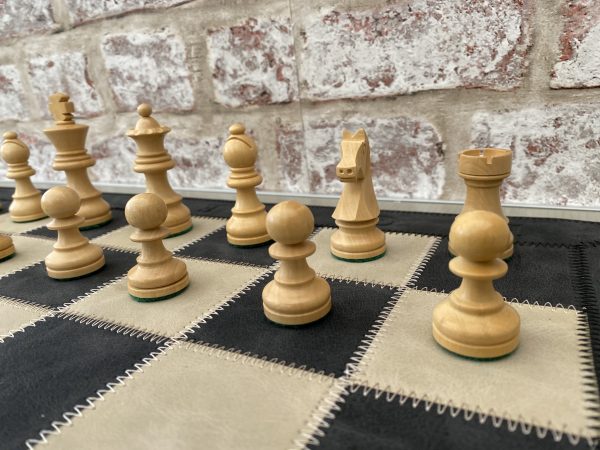 Cute Staunton Ebonised Chess Set - Image 11