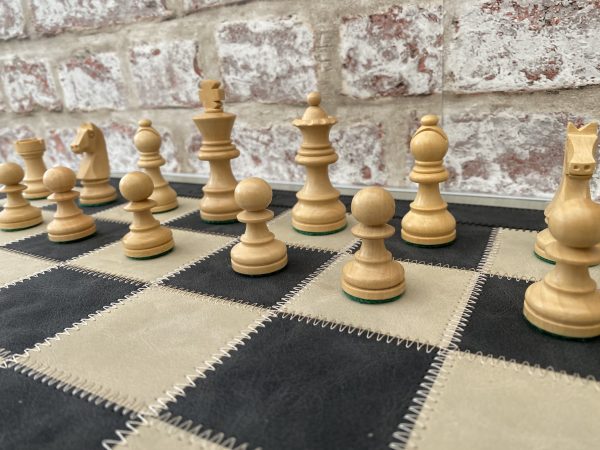 Cute Staunton Ebonised Chess Set - Image 12