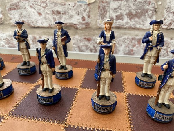 Italfama Pirates v Navy Stone Chess Set - Image 8