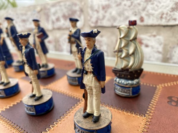 Italfama Pirates v Navy Stone Chess Set - Image 11