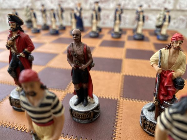 Italfama Pirates v Navy Stone Chess Set - Image 5