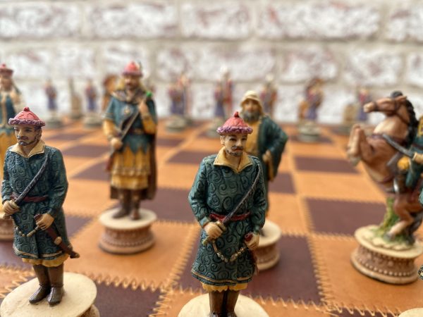 Italfama - Hungarians vs Turkish Hand painted Chess - Image 11