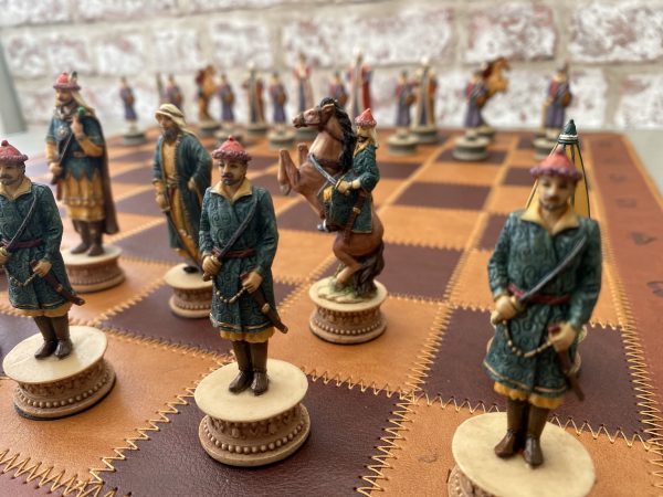 Italfama - Hungarians vs Turkish Hand painted Chess - Image 7