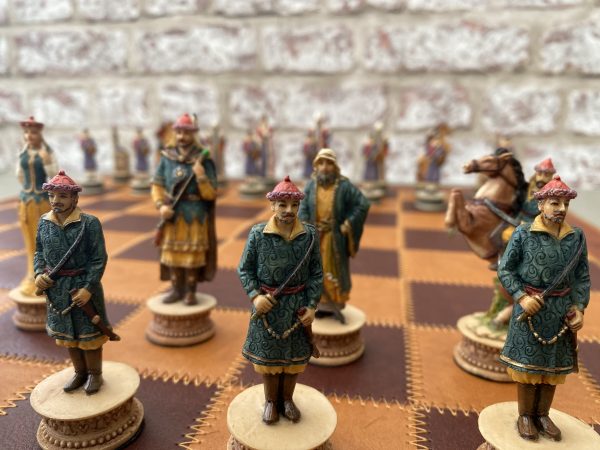 Italfama - Hungarians vs Turkish Hand painted Chess - Image 9