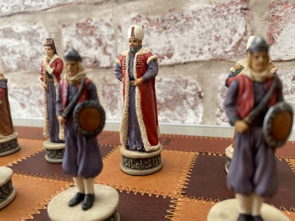 Italfama - Hungarians vs Turkish Hand painted Chess - Image 13
