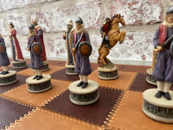 Italfama - Hungarians vs Turkish Hand painted Chess - Image 6