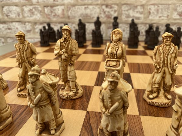Sherlock Holmes Chess Set - Brown