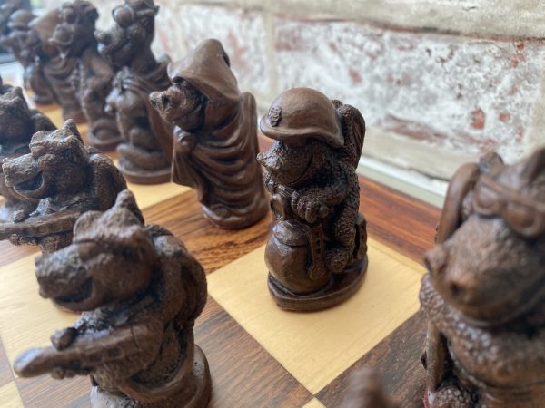 The Fun Dragon Chess Set - Image 7
