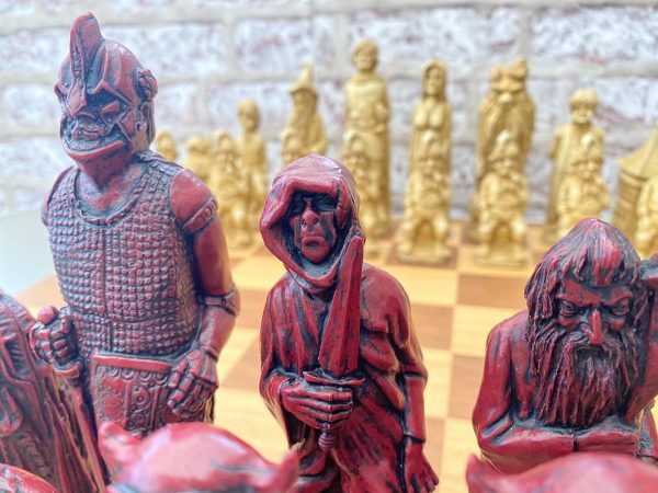 Berkeley Chess Ltd - Lord of the Rings Chess Pieces - Red - Image 8
