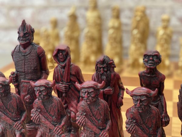 Berkeley Chess Ltd - Lord of the Rings Chess Pieces - Red - Image 10